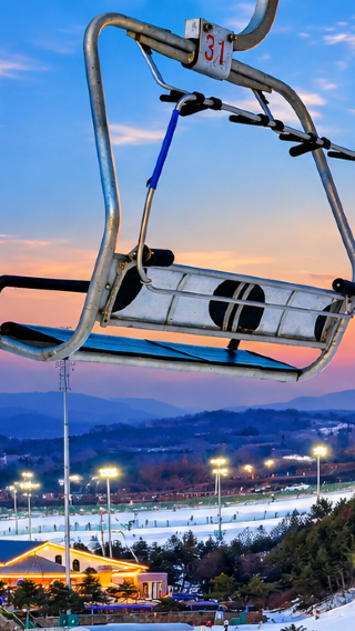 2D1N • Great Wall to Ski Slopes: 2-day private Beijing winter adventure