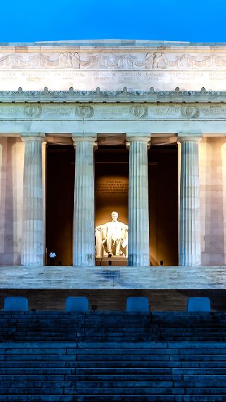 4D3N • New York to Niagara Falls & Washington D.C. Experience with Famous Landmarks, Historic Sites, and Spectacular Natural Scenery