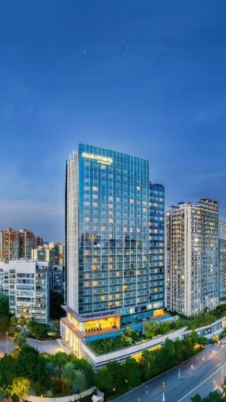 3日2晚 • 廣州3天團 · 至HEA享受兩晚連住萬豪國際集團旗下Sheraton廣州~天河合景福朋喜來登酒店