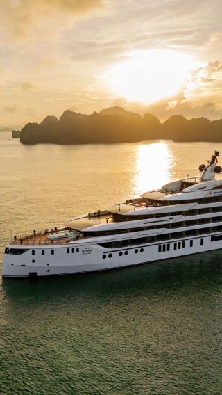 2D1N • Vietnam + Ha Long Bay Experience of the cruise in Halong Bay