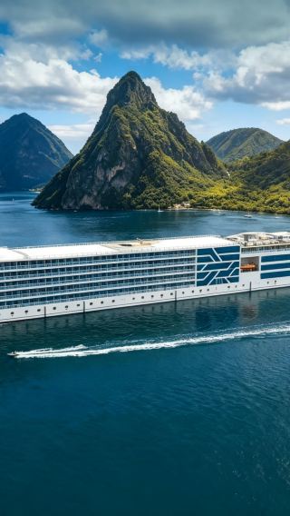 9D8N • Premium all-Inclusive Three Gorges Yangtze cruise + Chengdu Chongqing twin-city adventure with pandas, Sanxingdui, Dujiangyan & iconic Mountain City highlights