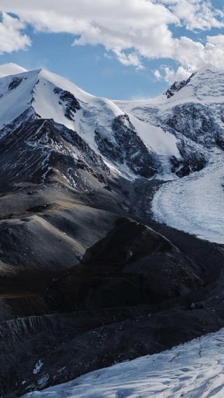 2D1N • Bipenggou + Dagu Glacier: 7-person small group & extra empty seat for added comfort & tour leader included