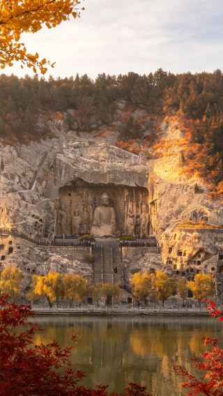2D1N • Small groups of up to 15 people. Go straight to the itinerary that day. Kaifeng + Shaolin Temple on Mount Song + Longmen Grottoes in Luoyang
