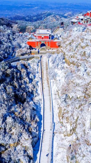 4D3N • Visit Jinan Spring City&Climb Eastern Mount Tai&Visit Hometown of Confucius&Full-time Tour Guide&5-star Accommodation Throughout