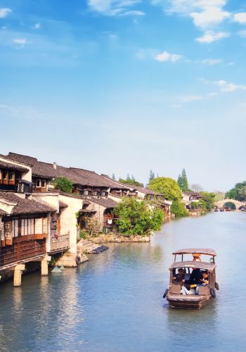 5D4N • 9-person small group tour: Shanghai + Suzhou + Hangzhou + Wuzhen - 5-diamond hotels and 24-hour pick-up service