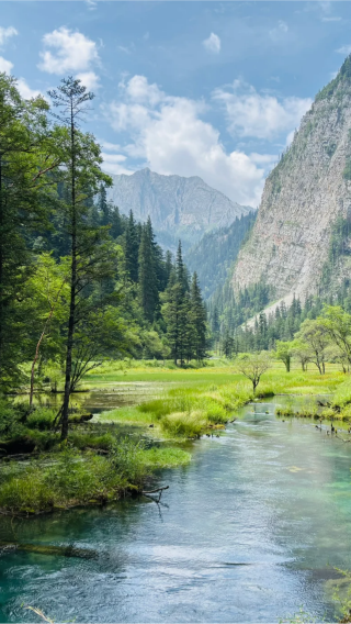 5D4N • Chengdu + Jiuzhaigou + Bipenggou + Mount Siguniang Scenic Area + Huanglong Scenic Area + Dagu Glacier Scenic Area