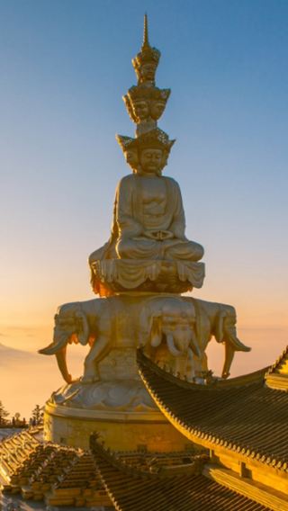 6D5N • Emei Mountain + Leshan + Dujiangyan + Mount Qingcheng + Sanxingdui Museum + Panda Base, Includes Private Car Transfer, SIM card, 5-diamond hotel and Jiuzhaigou photoshoot