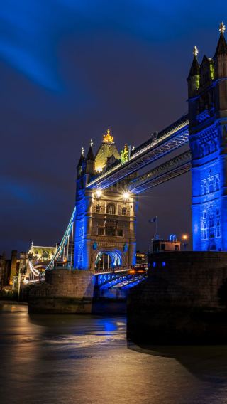 9D8N • From Dublin to Southern England with London