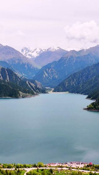 8D7N • Northern Xinjiang Highlights Tour: Glacial Lakes, Primitive Villages, Unique Yardang Landforms, and Vast Alpine Lakes