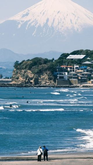 4D3N • Japan + Mount Fuji Arakura Sengen Park must-visit for photographers plus Enoshima Island