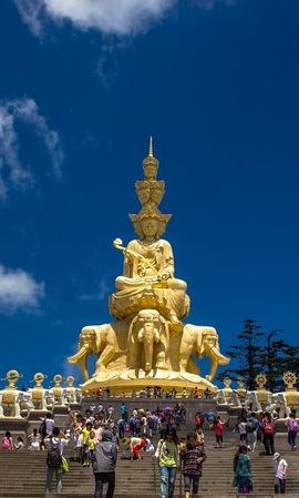2D1N • Chengdu Panda Leshan Buddha and Mount Emeishan 2 Days Tour