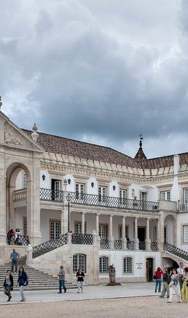 7D6N • 7 Days Private Tour In Portugal starting in Lisbon