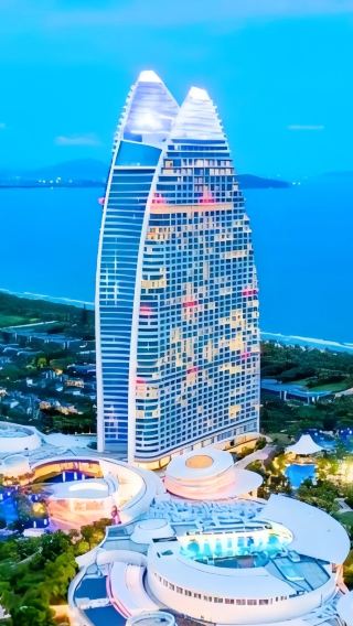 5日4晚 • 聖誕特價款｜住亞特暢玩水世界水族館｜升級玩法-蜈支洲含VIP通道-雨林人文可選