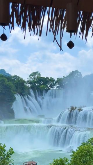 5D4N • Beihai & Chongzuo Combined tour: tips included, transnational waterfall, popular blue cave coffee, Mingshi pastoral bamboo rafting, Weizhou Island circuit tour