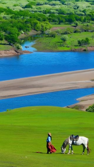 5D4N • Hohhot + Ulanqab + Baotou + Huitengxile Grassland + Xiangshawan Port