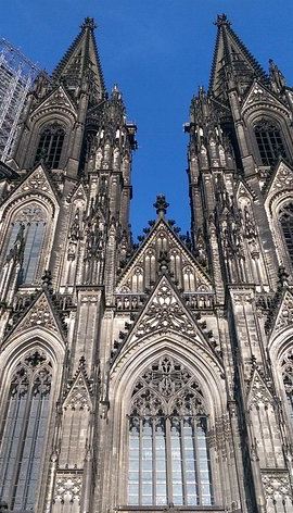 7D6N • 7-Day Taste of Central Europe Tour to Paris, Amsterdam, Brussels and more!