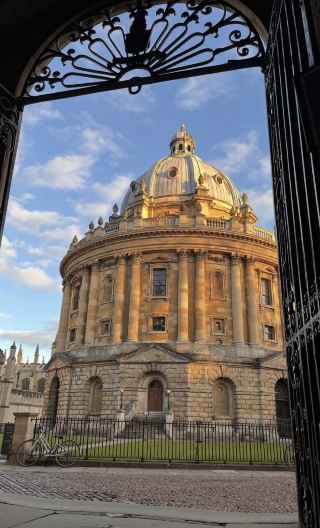 8D7N • United Kingdom + London + Cambridge + Oxford + Bath + Canterbury + Cotswolds AONB + Windsor + Dover