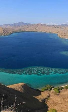 4D3N • Private tour 4 days 3 nights Komodo on boat, waterfall and Rangko cave
