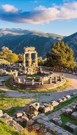 8D7N • 8-Day Classic Greece Tour: Athens, Epidaurus, Mycenae, Olympia, Delphi & Meteora