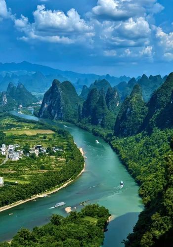 5D4N • International Tourists Only · China + Guilin + Yangshuo + Li River Scenic Area + Longji Rice Terraces 