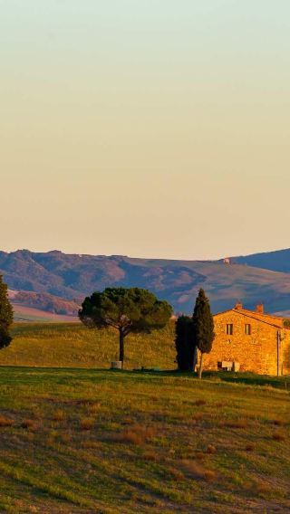 2D1N • Italy + Rome + Tuscany + Siena + Civita di Bagnoreggio + Cappella Vitaleta + Val d'Orcia + Encounter medieval Tuscany and collect the most classic scenery of Tuscany