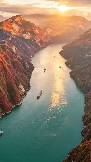 7D6N • YANGTZE GOLD CRUISES — Wuhan + Yangtze River Three Gorges + Chongqing + The Three Gorges Dam Tourism Area