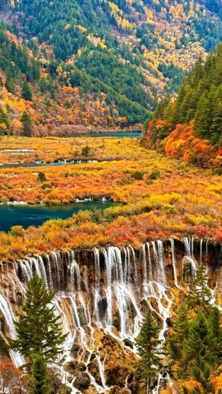 6D5N • Sichuan iconic scenic combo: Jiuzhaigou + Huanglong + Panda + Dujiangyan + Mt Siguniang + Chengdu free time + Airport transfer