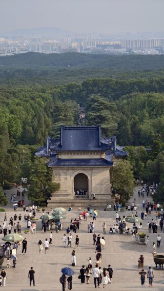 3D2N • Laomendong Historic District, Linggu Scenic Area, Ming Xiaoling Mausoleum, Nanjing Museum, Nanjing Presidential Palace