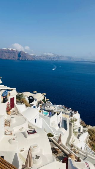 8D7N • Journey from Athens to Delphi, Meteora and Santorini, embracing Greek history and Aegean sunsets