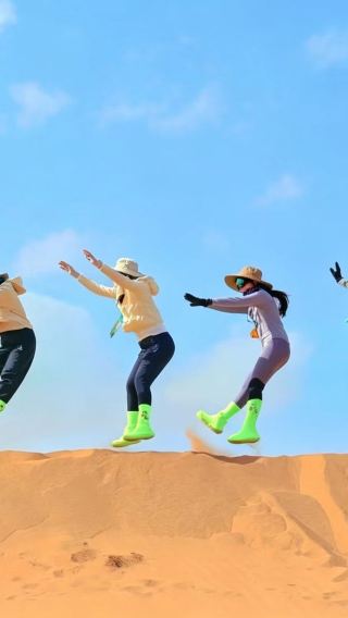 6D5N • Yinchuan + Zhongwei + Tenggeli Desert + Tengger Desert Five Lakes Crossing