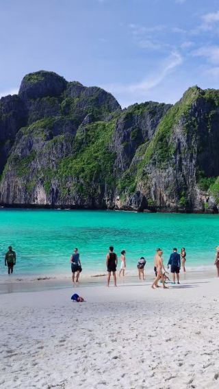 5D4N • Thailand Phuket Island-Hopping Tour "2 Boat Trips, 3 Snorkeling Sessions, 4-Island Experience · Snorkeling to See Little Fish" Phuket Old Town + Karon Viewpoint + Container Night Market "Includes Thai Costume Experience + GROVE Sea-View Afternoon Tea"