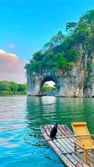 6D5N • Halal-friendly tour Guilin + Yangshuo: Muslim Village + Chongshan Mosque: Li River cruise & Yulong River bamboo rafting