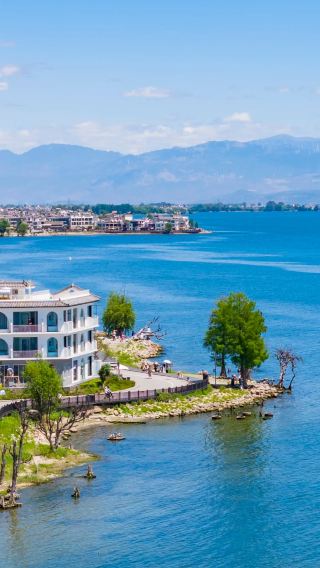 8D7N • Kunming + Dali + Lijiang + Shangri-La: Dounan Flower Market + Erhai S-Bend + Tie-dye + Yulong Snow Mountain + Tiger Leaping Gorge + Tangka painting + Songzanlin Monastery