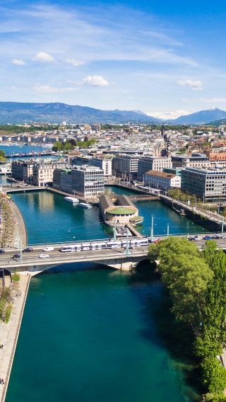 8D7N • Switzerland and Paris