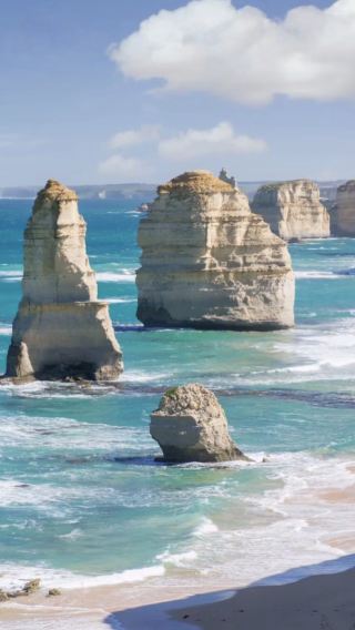 4D3N • Australia-Melbourne: Phillip Island & Great Ocean Road & Puffing Billy Steam Train