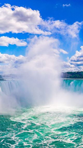 8D7N • Canadian Capitals