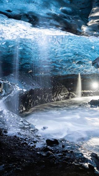 8D7N • Iceland Adventure: Blue Lagoon Stay, Glacier & Whale Watching - Custom Private Itinerary