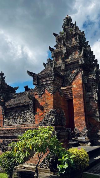 2D1N • Indonesia: Bali + Ubud: Tohpati Village + Celuk Village + Mount Batur + Taman Ayun Temple + Banyumala Twin Waterfall + Tegallalang Rice Terrace