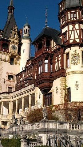 9D8N • Private 9-Day Transylvania and Bucovina UNESCO Tour in Historical Romania