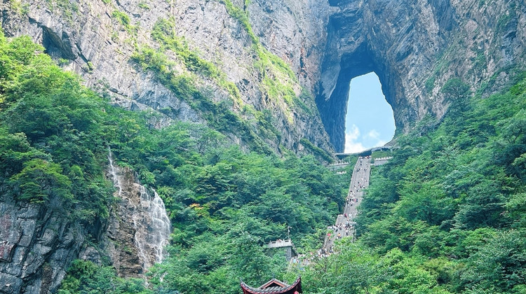 4D3N · Group Tours · Changsha + Zhangjiajie + Fenghuang County +