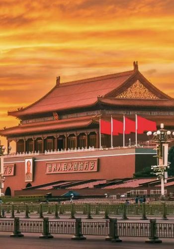 9日8晚 • 中國陝西西安秦始皇帝陵博物院兵馬俑＋大唐芙蓉園＋鐘鼓樓廣場＋華山＋西安博物館＋天安門廣場＋頤和園＋慕田峪長城＋鳥巢