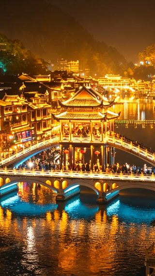 6D5N • Chongqing + Zhangjiajie + Tianmen Mountain National Forest Park + Fenghuang Ancient Town