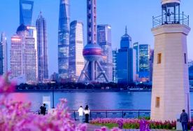 7D6N · Private Tours · Imperial Beijing & Modern Shanghai - Premium Accommodation & Cultural Immersion ·  (Only for International Travelers) Journey from Beijing, the historic capital, to fashionable Shanghai; enjoy independent travel with no shopping or factory stops