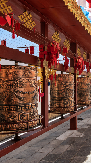 6D5N • Kunming - Dali - Shangri-La - Lijiang · Erhai Lake · Tiger Leaping Gorge · Jade Dragon Snow Mountain · Halal meals & mosque visits: Yunnan Muslim-friendly private tour