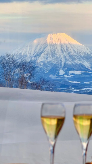 8D7N • Small‑Group Sightseeing Tour in Japan‑ Osaka - Kyoto - Tokyo - Mount Fuji - Kamakura‑ Enter Tokyo and Depart from Osaka‑ Complimentary JR Shinkansen‑ Kiyomizu‑dera - Nara‑ Oshino - Kawaguchiko - Kamakura‑ One‑Day Free Time respectively in Osaka and Tokyo