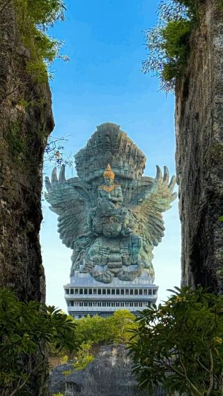 7D6N • Indonesia + Bali + Mt Bromo + Gunung Ijen + Penida Island