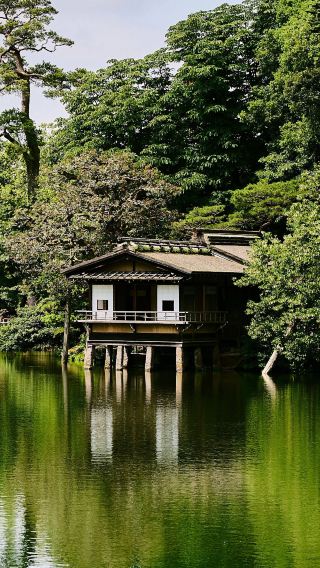 9D8N • Japan : Tokyo + Karuizawa + Kusatsu Onsen + Shirakawa-go + Takayama + Kanazawa + Nagano + Yamanashi + Yokohama