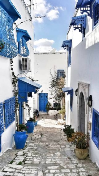 10D9N • A minimum of 2 travelers to depart. Desert tour in Tunisia, North Africa. Step into Tunisia, where half is the Mediterranean Sea and half is the Sahara
