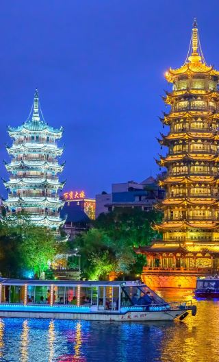 3D2N • Colorful Guilin highlights tour: Li River + West Street + Reed Flute Cave + Elephant Trunk Hill + Ten-Mile Gallery + Impression Sanjie Liu + Xiaoyao Tower + East-West Lane + Two Rivers and Four Lakes