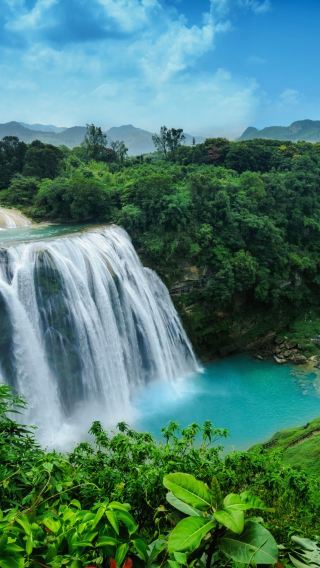 7D6N • Guiyang, Guizhou + Huangguoshu Scenic Area + Libo Seven Arches Scenic Area + Xijiang Thousand-Household Miao Village + Zhenyuan County + Fanjing Mountain + Qingyan Ancient Town
